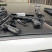 PLAY948-博彩快訊-苗警掃黑槍 改造槍械場藏身公寓抄出槍彈、霰彈、改造工具