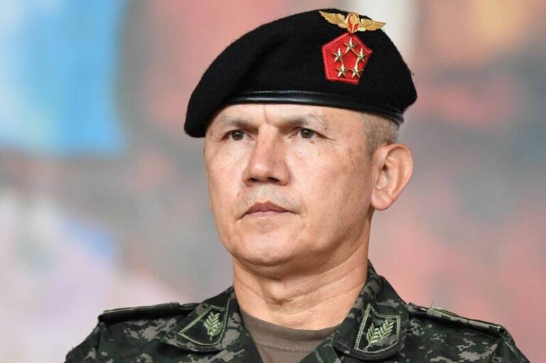 PLAY948-熱門新聞-軍方介入！宏都拉斯將啟動「特別驗票」！參謀總長強硬表態：將以「軍事力量」確保權力交接！