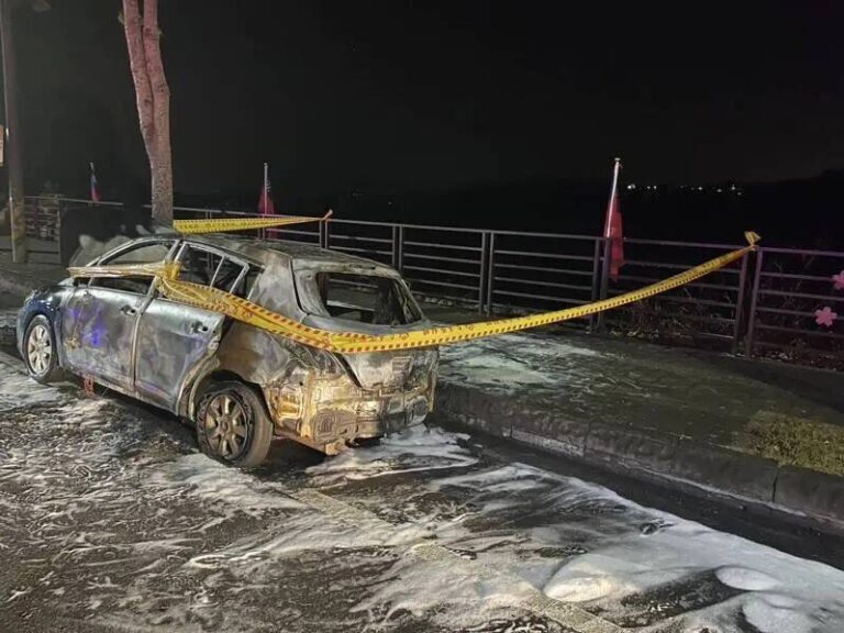 PLAY948-熱門新聞-恐怖意外！中橫公路火燒車！42歲婦人「活活被燒成焦屍」！竟被發現躺在駕駛座內！