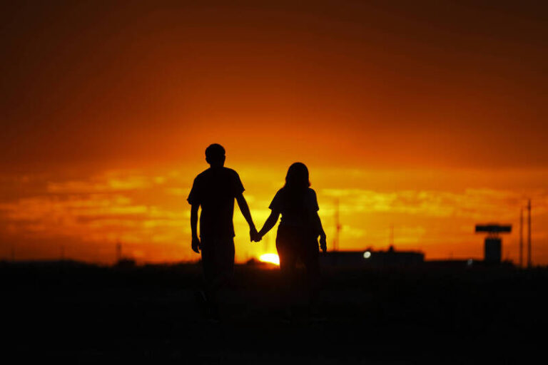 PLAY948-熱門新聞-太丟臉！劍橋研究揭開「哺乳動物忠誠度」！人類竟只排第7！學者：這數字顯示人類的「性慾秘密」！