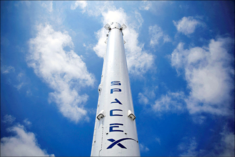 PLAY948-熱門新聞-滲透SpaceX？美議員點名中資「繞道持股」：必須徹查馬斯克的太空帝國！