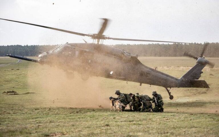 PLAY948-熱門新聞-【神級瞞天過海】「六假一真」騙慘伊朗！美軍空中艦隊兵分七路 奇蹟完成不可能任務！