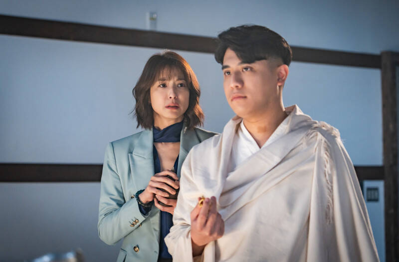 PLAY948-熱門新聞-【陰界倒流】爆劈腿 8 女！網紅禪師熊仁謙遭控「寺廟迷姦人妻」懷孕還逼生！